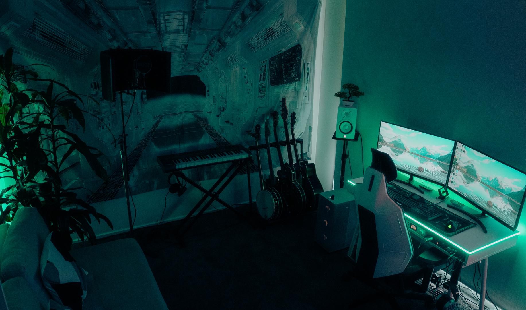 Youniverse HQ Studio